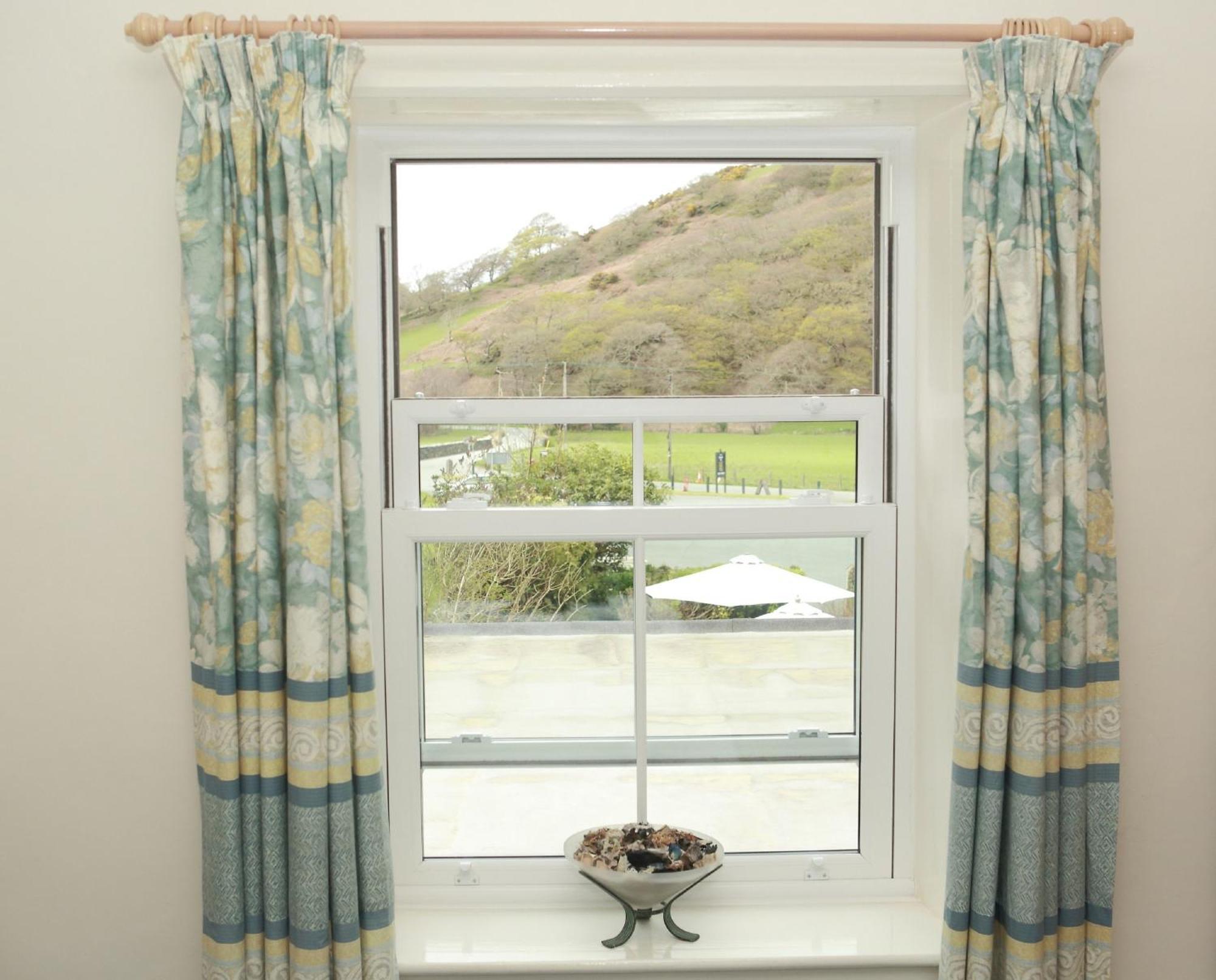 The Dolgoch Bed & Breakfast Bryn-crug Oda fotoğraf
